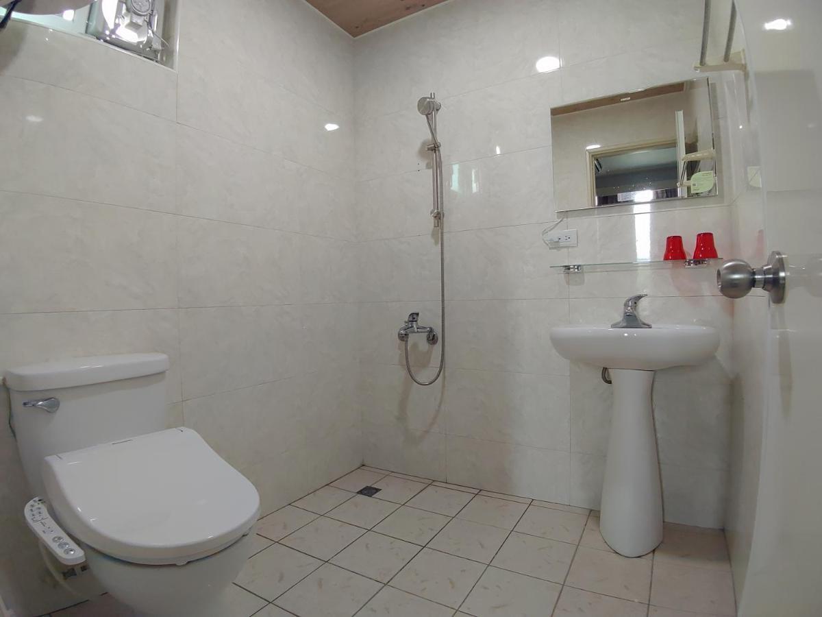 106 Homestay New Taipei City Екстер'єр фото